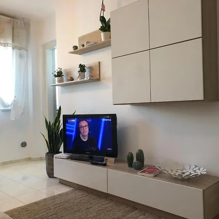 Apartment 999