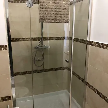 Apartman 999 Bari